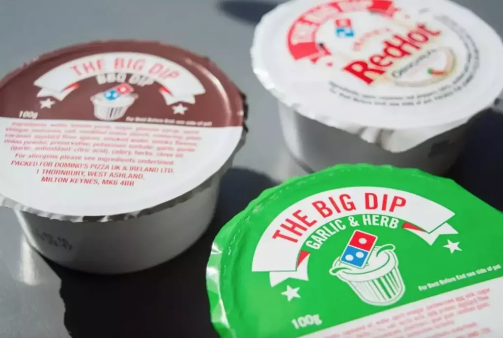 Dominos garlic and herb dip with pizza