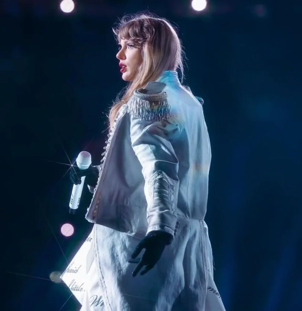 highlights the enduring influence of Taylor Swift