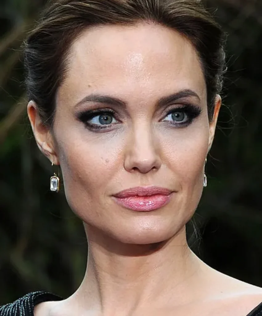 Jolie played Amelia Donaghy