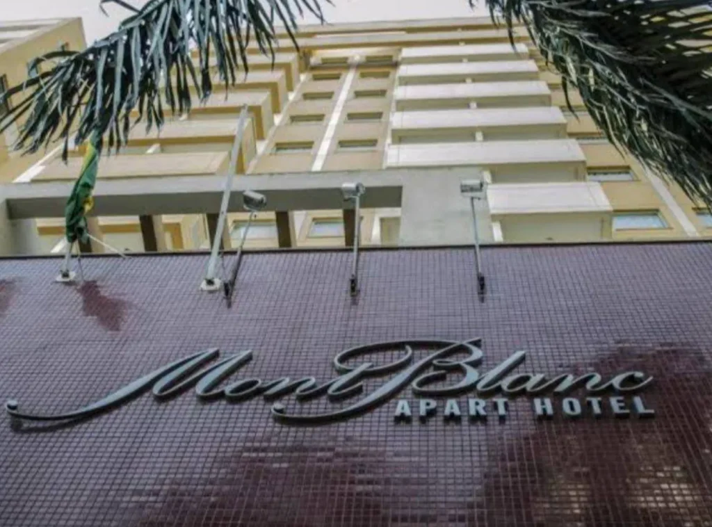 four-star Mont Blanc Apart Hotel